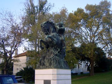 Estátua de João Maria Ferreira do Amaral