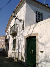 Casa com Painel de Azulejos de São Marçal