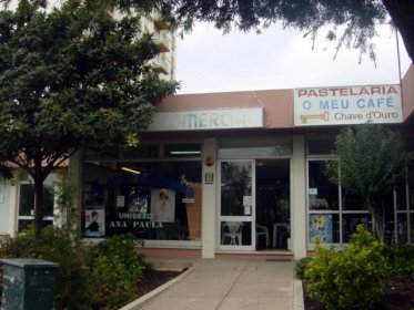 Centro Comercial Mira Serra