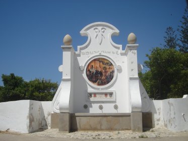 Memorial em Honra da Festa da Pinha