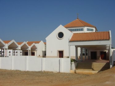 Igreja Nova de São Pedro do Mar