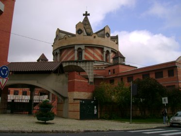 Igreja Paroquial da Portela