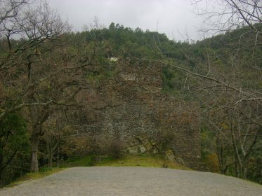 Castelo da Lousã / Castelo de Arouce