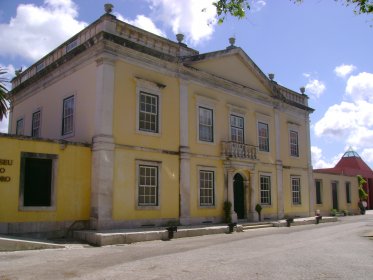 Casa do Vidreiro / Museu do Vidro