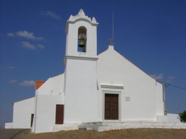 Igreja Paroquial de São Miguel do Pinheiro