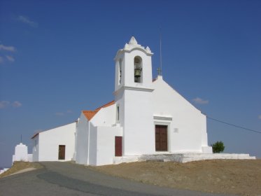 Igreja Paroquial de São Miguel do Pinheiro
