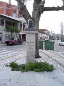 Busto de Manuel Estrela