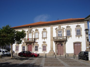 Solar dos Guedes / Biblioteca Municipal Aquilino Ribeiro