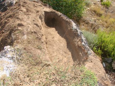 Sepultura Antropomórfica de Monte das Cotas