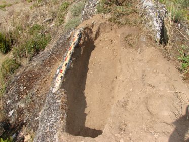 Sepultura Antropomórfica de Monte das Cotas