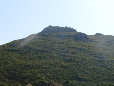 Castro de Vilarinho de Negrões/ Alto do Castro/ Castro do Mau Vizinho