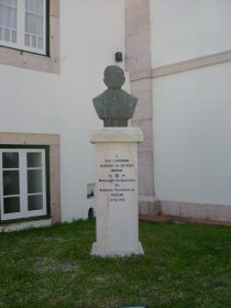 Busto de José Laborinho Marques da Silveira