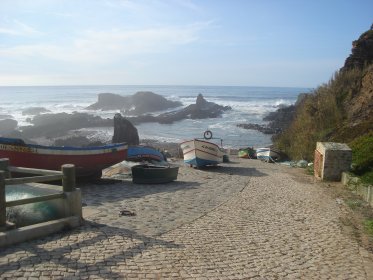 Porto de Pesca Artesanal de Lapa das Pombas