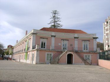 Biblioteca Municipal de Algés