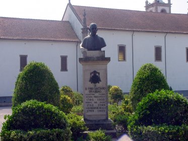 Busto de Dom Frei Caetano Brandão