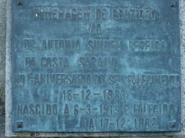 Busto do Doutor António Simões Pereira da Costa Saraiva