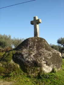 Cruz de Pedra