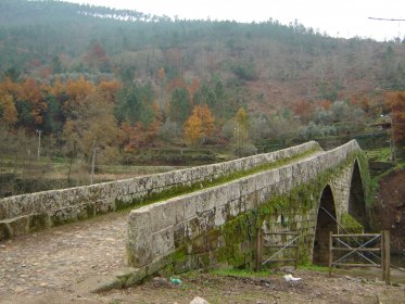 Ponte Medieval de Alvoco das Várzeas