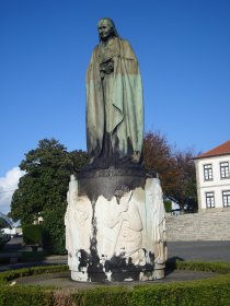 Estátua de Silvia Cardoso