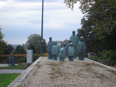 Monumento ao Carneirinho