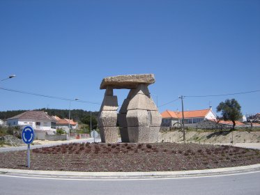 Monumento em Homenagem à Freguesia das Antas