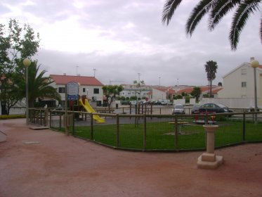 Parque Infantil do Jardim de Atouguia da Baleia