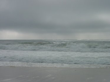 Praia do Osso da Baleia