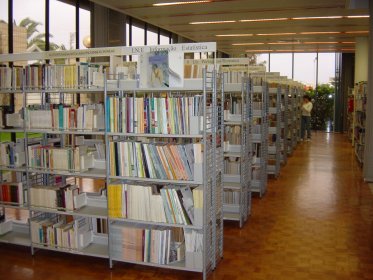 Biblioteca Municipal Manuel Teixeira Gomes