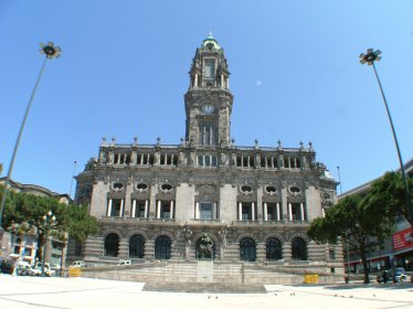Edifício dos Paços do Concelho no Porto / Câmara Municipal do Porto