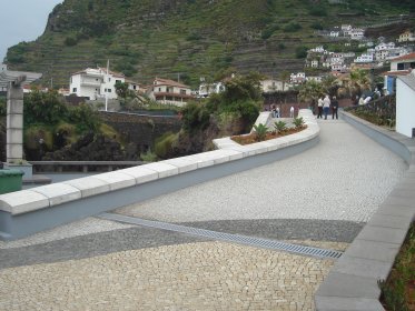 Frente de Mar de Porto Moniz