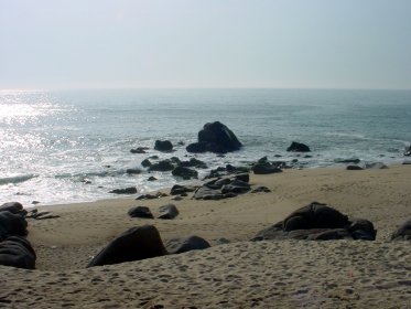 Praia da Pedra Negra
