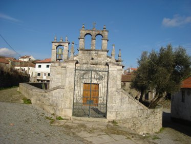 Igreja Paroquial de Torre do Pinhão / Igreja de São Tiago