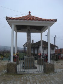 Cruzeiro de Nossa Senhora das Dores