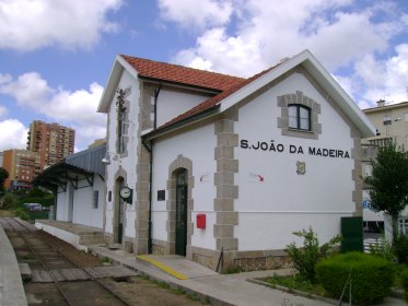 Estação de Caminhos-de-ferro de São João da Madeira