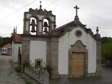 Igreja Matriz de Vila Longa