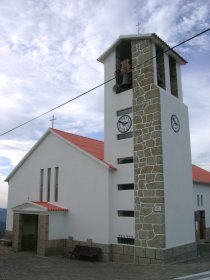 Igreja Matriz de Lapa dos Dinheiros / Igreja de Nossa Senhora do Amparo