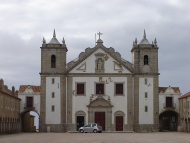 Igreja de Nossa Senhora do Cabo, Casa dos Círios e Terreiro
