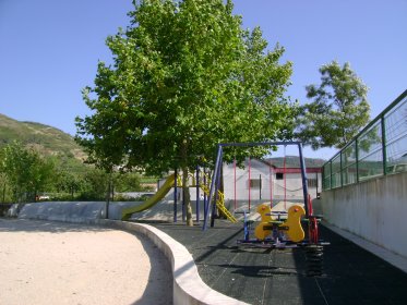 Parque Infantil Pontes de Monfalim