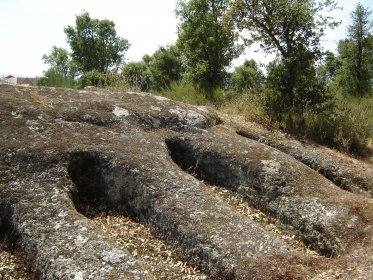 Sepulturas em Granito