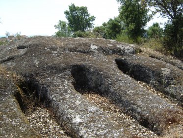 Sepulturas em Granito