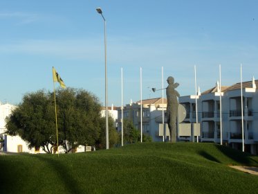Estátua do Jogador de Golfe
