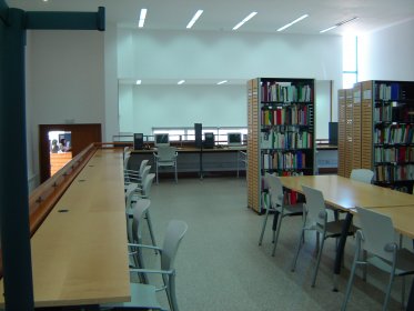 Biblioteca Municipal Tomaz Ribeiro