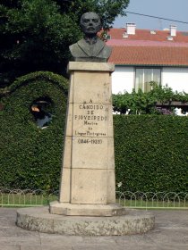 Busto de Cândido Figueiredo