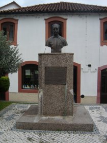 Busto do Doutor Daniel de Matos Ferreira