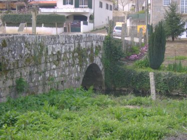 Ponte Velha de Chamosinhos