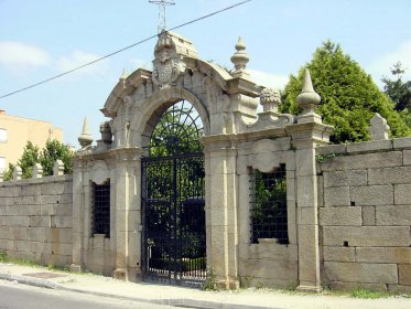 Portal da Quinta das Telheiras