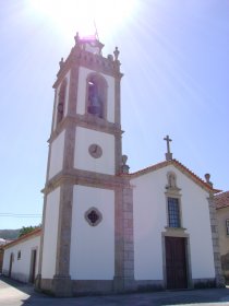 Igreja Paroquial de Portela Susã / Igreja do Divino Salvador e cruzeiro