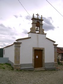 Igreja Matriz de Alvaredos / Igreja de São João Baptista