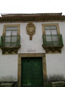 Solar de Vilar de Ossos / Casa Grande de Vilar de Ossos / Palacete da família Pinto de Morais Bacelar
