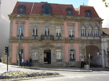 Casa do Conselheiro Afonso de Melo